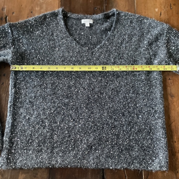 Garnet Hill sparkle v-neck holiday sweater, small - Picture 5 of 12